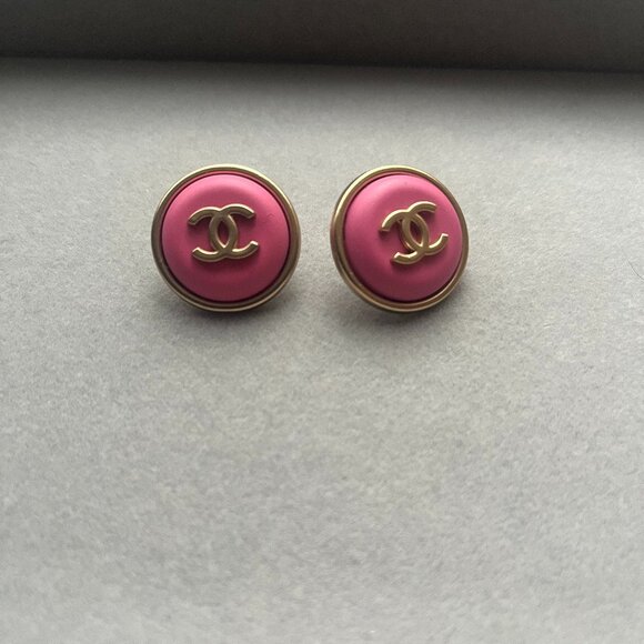 Upcycled Vintage Chanel CC Pink and Gold Earrings - 24k Gold-Plated - Handmade - Picture 2 of 4